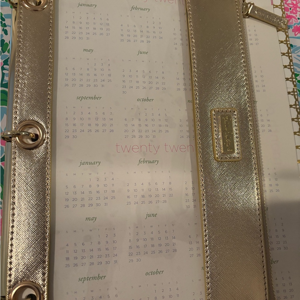 Lilly Pulitzer Tan and Gold Textured Binder with pencil holder and 2025 calendar - Picture 8 of 11